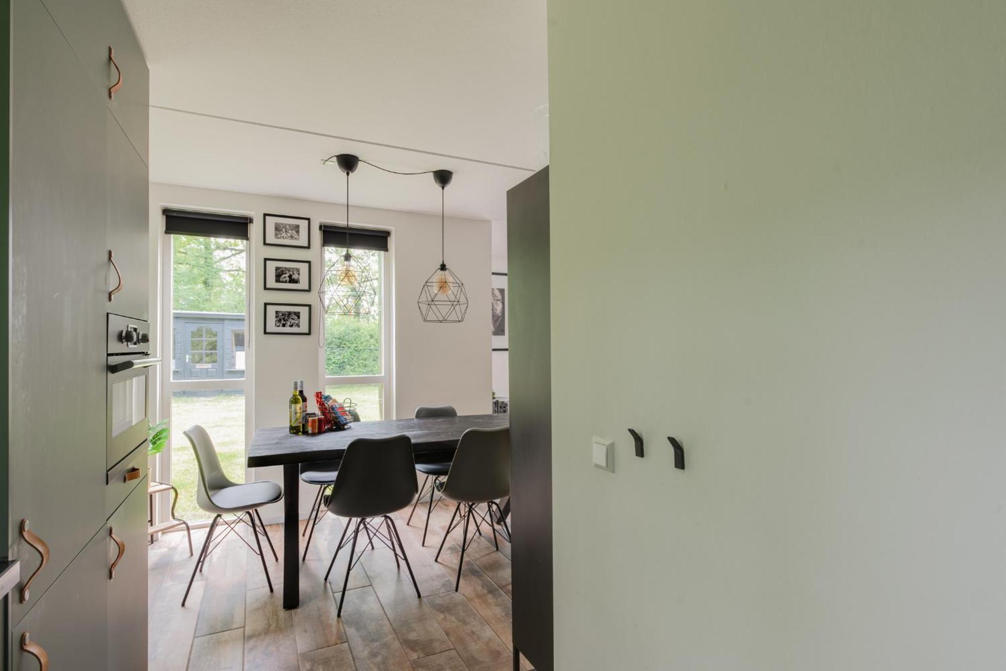 Het Huys Ewijk Mooi Luxe En Een Laadpaal Buitenkant foto